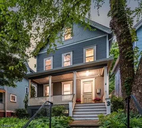 3 Dodd St, Montclair, NJ 07042
