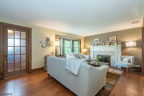 18 Hazel Ter, Nutley, NJ 07110 photo 3
