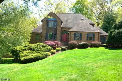 39 Murray Dr, Hillsborough, NJ 08844