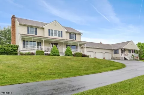29 Armstrong Rd, Wantage, NJ 07461