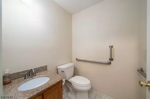 134 Butternut Dr, Wayne, NJ 07470 photo 14