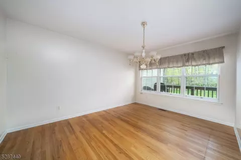 134 Butternut Dr, Wayne, NJ 07470 photo 7
