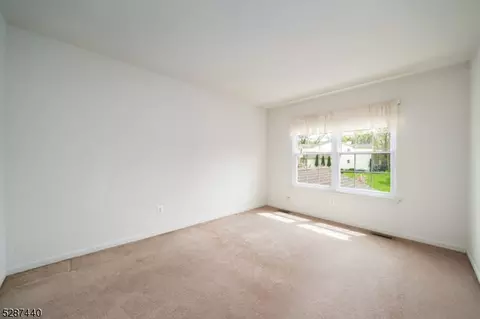 134 Butternut Dr, Wayne, NJ 07470 photo 23
