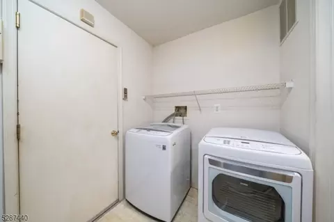 134 Butternut Dr, Wayne, NJ 07470 photo 15