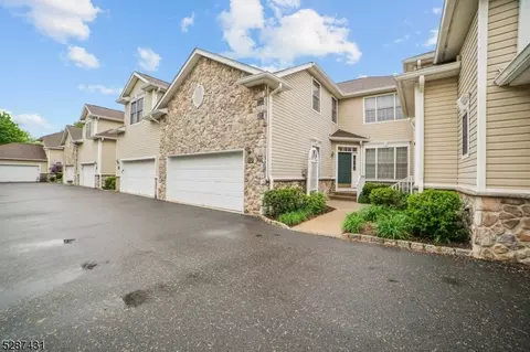 10 Whalen Ct, West Orange, NJ 07052