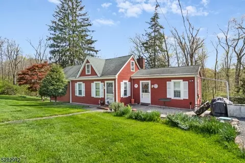 222 Federal Twist Rd, Stockton, NJ 08559