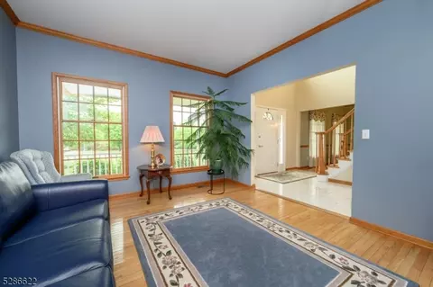 16 Dehoff Dr, Flemington, NJ 08822 photo 6