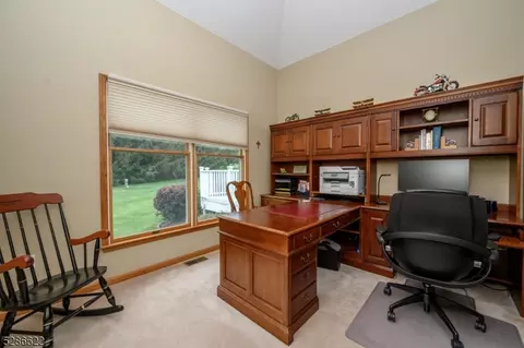 16 Dehoff Dr, Flemington, NJ 08822 photo 22
