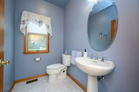 16 Dehoff Dr, Flemington, NJ 08822 photo 11