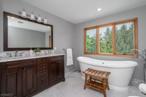 16 Dehoff Dr, Flemington, NJ 08822 photo 35