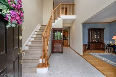 16 Dehoff Dr, Flemington, NJ 08822 photo 4