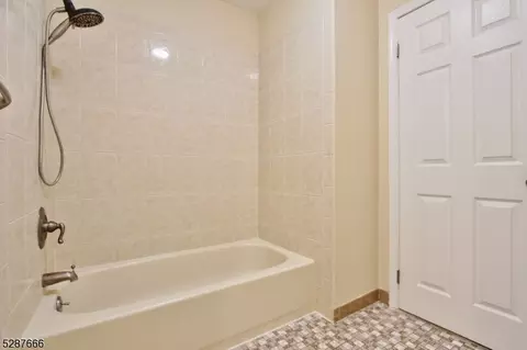 78 Pheasant Run, Edison, NJ 08820 photo 19