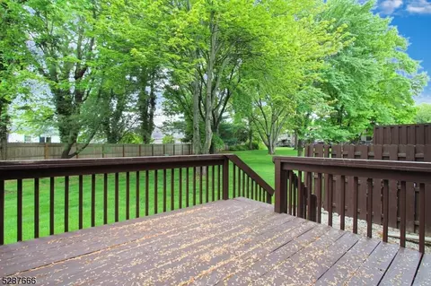 78 Pheasant Run, Edison, NJ 08820 photo 23