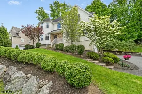 62 Bowers Dr, Hackettstown, NJ 07840