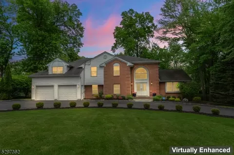 8 Elkton Ter, East Hanover, NJ 07936