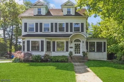 614 Raymond St, Westfield, NJ 07090