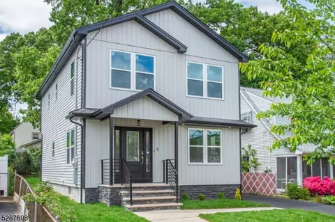 9 Harrington Rd, Clifton, NJ 07012