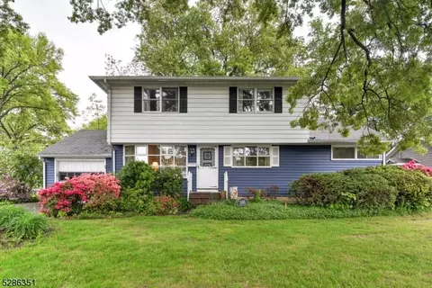 281 Hickory St, Township Of Washington, NJ 07676