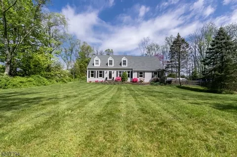 64 Garboski Rd, Stockton, NJ 08559