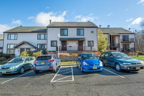 19354 Dell Pl #354, Stanhope, NJ 07874