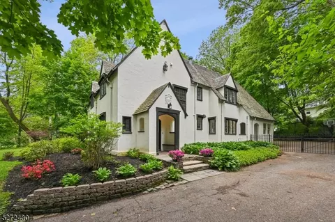 373 Woodland Pl, South Orange, NJ 07079