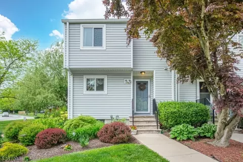 53 Shady Ln, Hamburg, NJ 07419