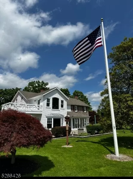 906 Sergeantsville Rd, Stockton, NJ 08559