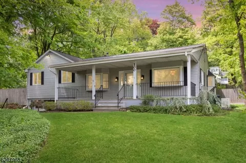 100 Gates Ave, Long Hill, NJ 07933