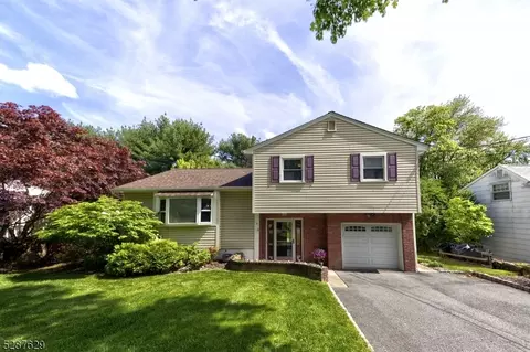 11 Sanders Rd, Rockaway, NJ 07866