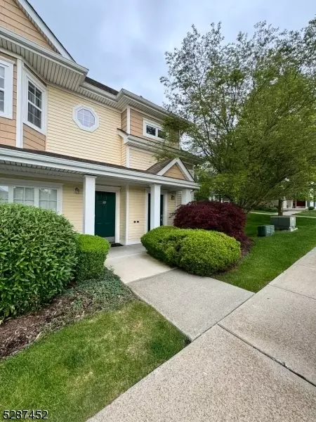219 Old Farm Dr, Great Meadows, NJ 07838