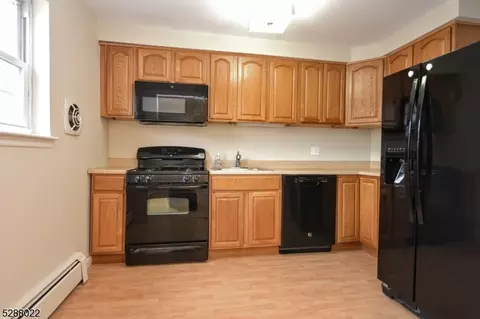 1253 Valley Rd, Wayne, NJ 07470 photo 9