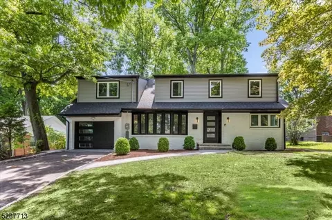 65 Woodlawn Ave, Clifton, NJ 07013