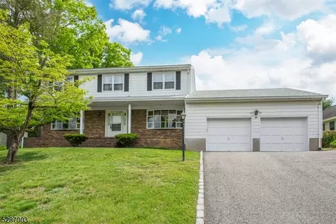 16 Woodmont Rd, Montville Twp, NJ 07058