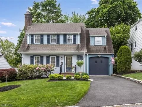46 Pine St, West Orange, NJ 07052