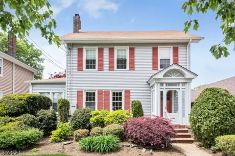 1-40 Cyril Ave, Fair Lawn, NJ 07410
