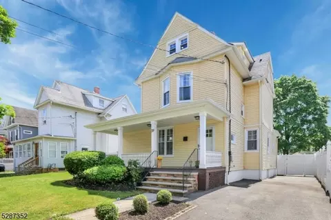 39 Mariners Pl, Plainfield, NJ 07063 photo 3