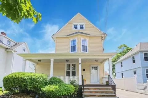 39 Mariners Pl, Plainfield, NJ 07063 photo 2