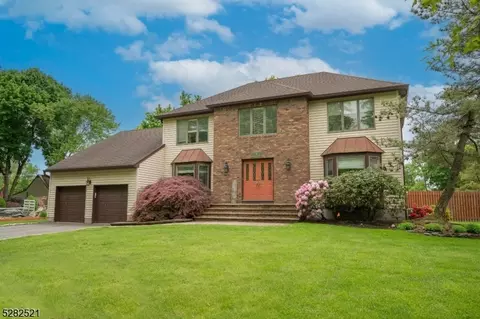 4 Fowler Pl, Montville, NJ 07045