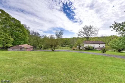 74 Moore Rd, Wantage, NJ 07461 photo 4