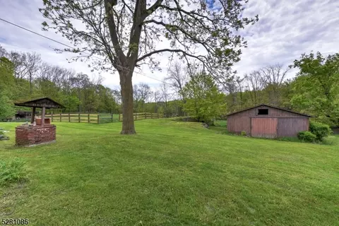 74 Moore Rd, Wantage, NJ 07461 photo 31