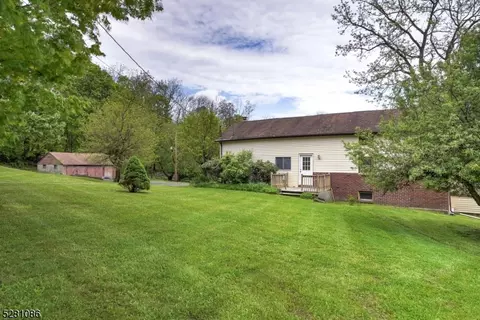 74 Moore Rd, Wantage, NJ 07461 photo 3