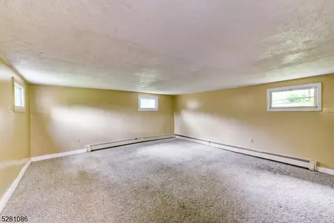 74 Moore Rd, Wantage, NJ 07461 photo 23