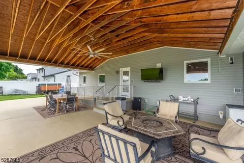 74 Pancake Hollow Dr, Wayne, NJ 07470 photo 36
