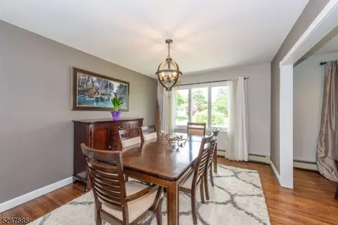 74 Pancake Hollow Dr, Wayne, NJ 07470 photo 9