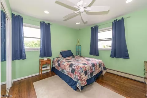 74 Pancake Hollow Dr, Wayne, NJ 07470 photo 19