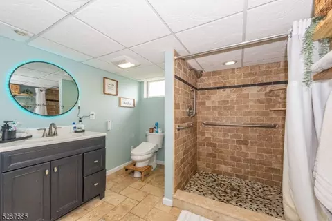 74 Pancake Hollow Dr, Wayne, NJ 07470 photo 32