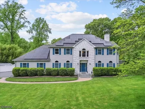 1252 Long Hill Rd, Long Hill, NJ 07980