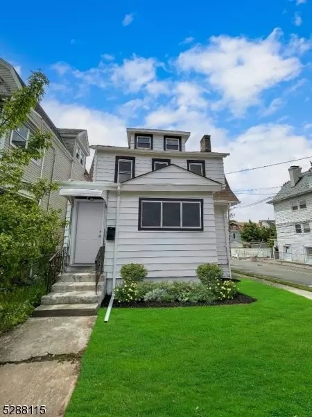 27 Chelsea Ave, Newark, NJ 07106