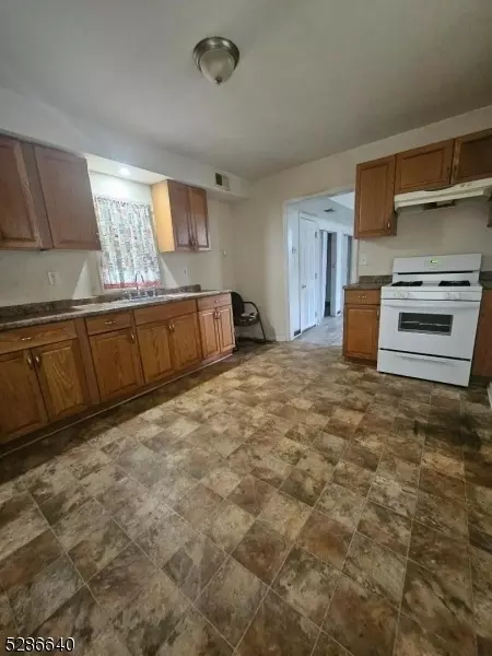 708 E 7th St, Plainfield, NJ 07062 photo 7