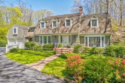 366 Maple St, New Providence, NJ 07974